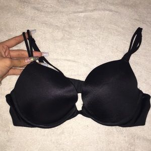 Black Victoria’s secret bra